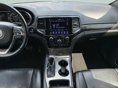 Used 2020 Jeep Grand Cherokee Limited w/ Luxury Group II RWD image 12
