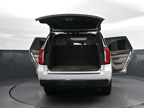 Used 2021 GMC Yukon SLT w/ SLT Luxury Plus Package RWD image 52