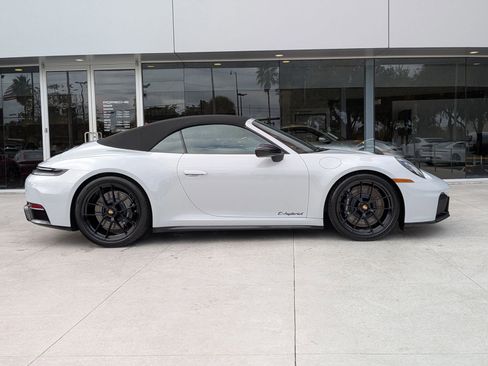 Used 2025 Porsche 911 Carrera 4 GTS image 8