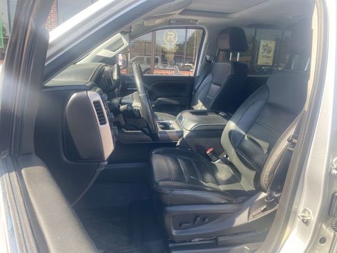 Used 2018 GMC Sierra 1500 Denali w/ Denali Ultimate Package image 11