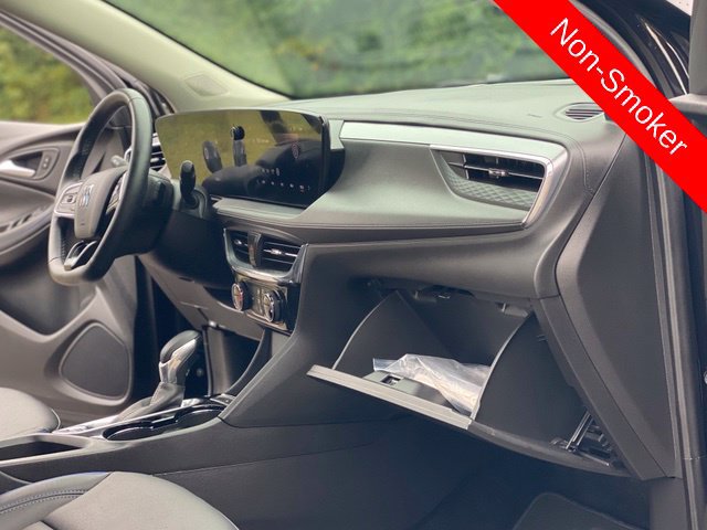 Used 2025 Buick Encore GX Sport Touring FWD image 19