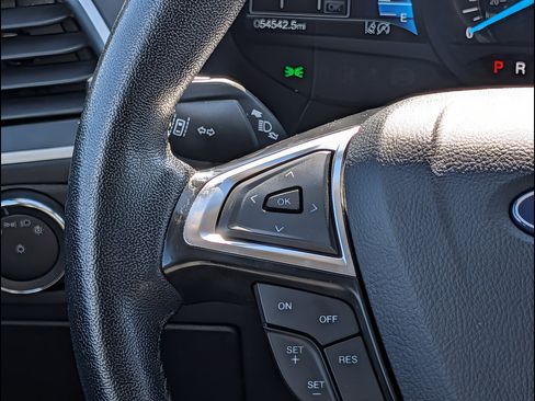 Used 2024 Ford Edge SEL AWD/4WD image 18