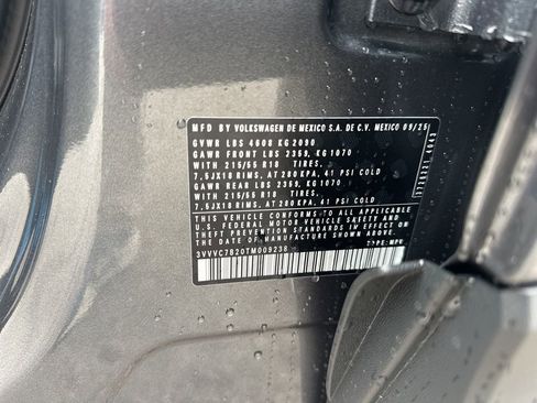 New 2026 Volkswagen Taos SE image 30