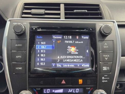 Used 2015 Toyota Camry XLE FWD image 29