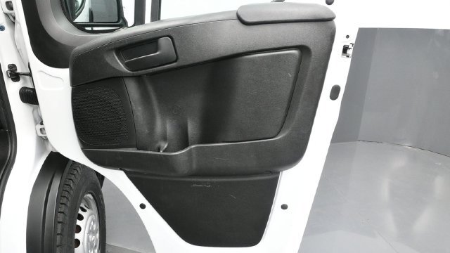 Used 2026 RAM ProMaster 2500 w/ Convenience Group FWD image 10