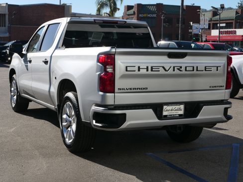 Used 2022 Chevrolet Silverado 1500 Custom w/ LPO, Dark Essentials Package RWD image 3