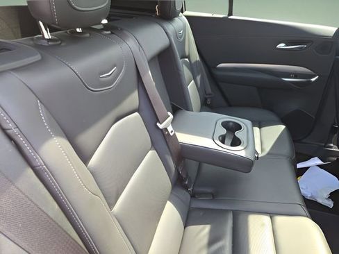 Used 2022 Cadillac XT4 Premium Luxury w/ Technology Package image 33