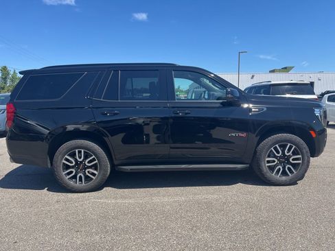 Used 2023 GMC Yukon AT4 AWD/4WD image 5