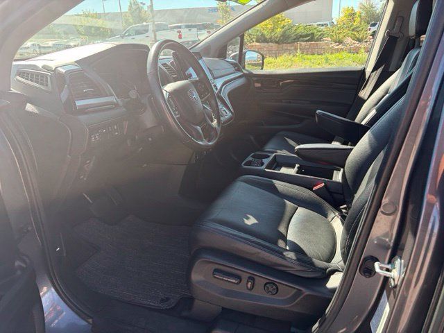 Used 2023 Honda Odyssey Touring image 10