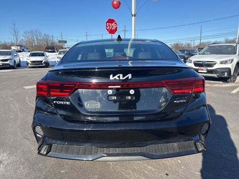 Used 2023 Kia Forte GT-Line w/ GT-Line Premium Package image 6