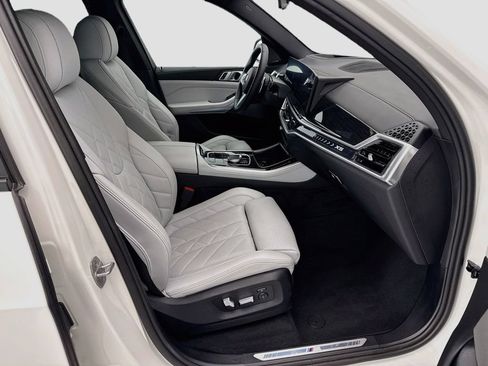 Certified 2024 BMW X5 sDrive40i w/ M Sport Package RWD image 19
