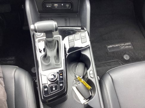Used 2023 Kia Sportage X-Line w/ X-Line Premium Package image 21