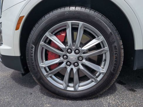 Used 2023 Cadillac XT5 Sportv AWD/4WD image 11