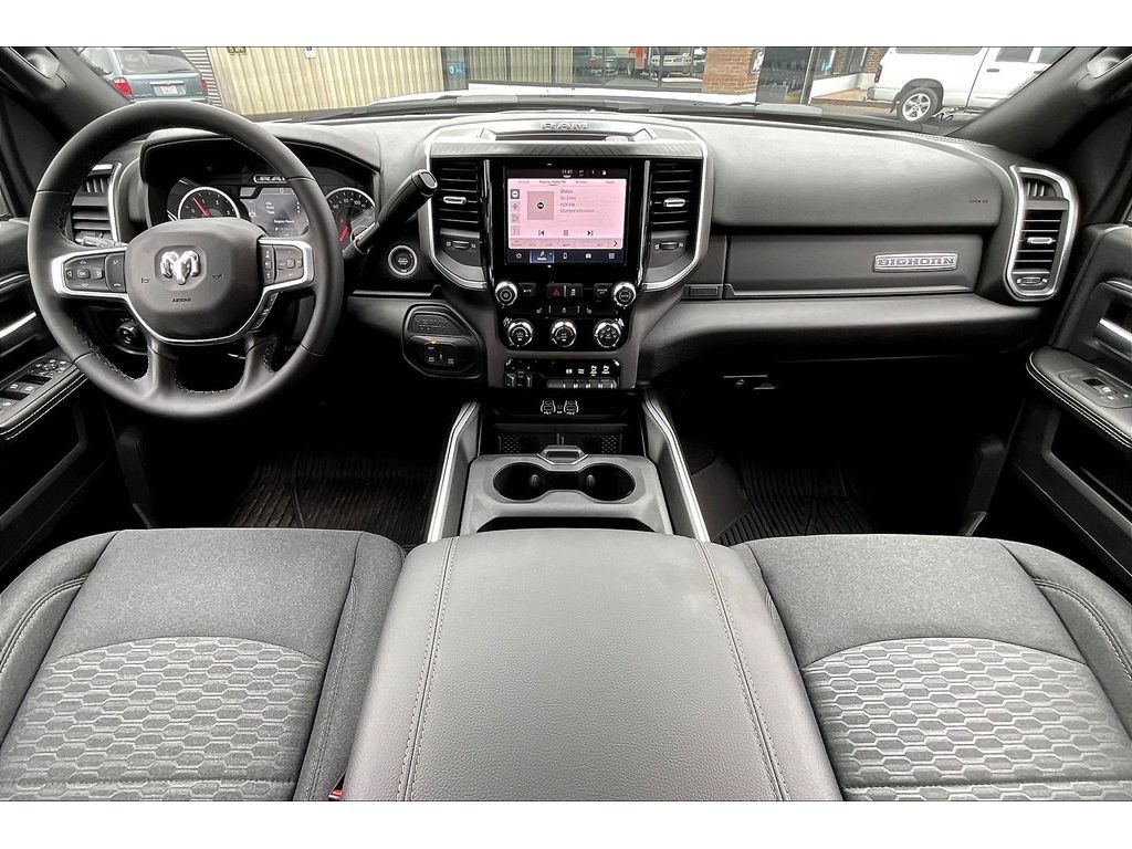 Used 2025 RAM 2500 Big Horn AWD/4WD image 5