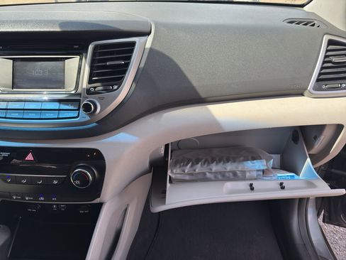 Used 2018 Hyundai Tucson SE FWD image 21