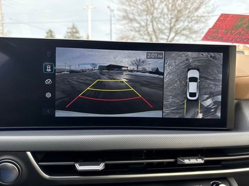 Used 2025 Hyundai Sonata Limited image 36