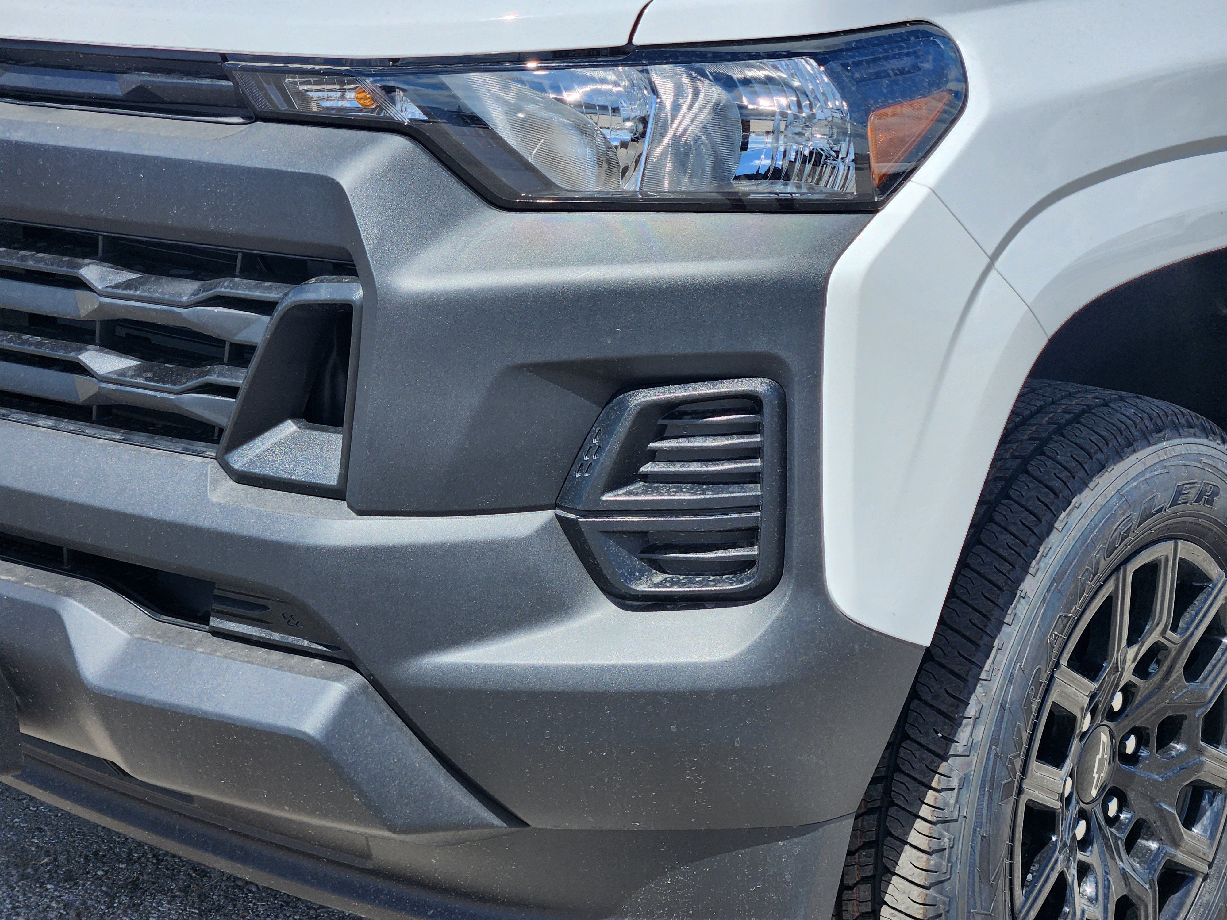 New 2026 Chevrolet Colorado W/T w/ WT Custom Package RWD image 5