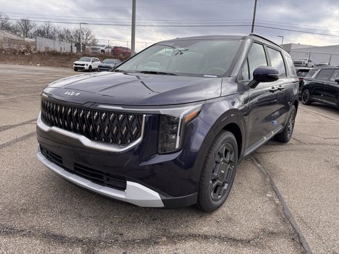 New 2026 Kia Carnival EX image 8