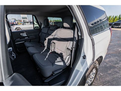 New 2025 Ford Expedition Active AWD/4WD image 22