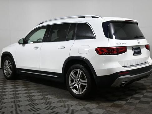 Certified 2022 Mercedes-Benz GLB 250 4MATIC image 8