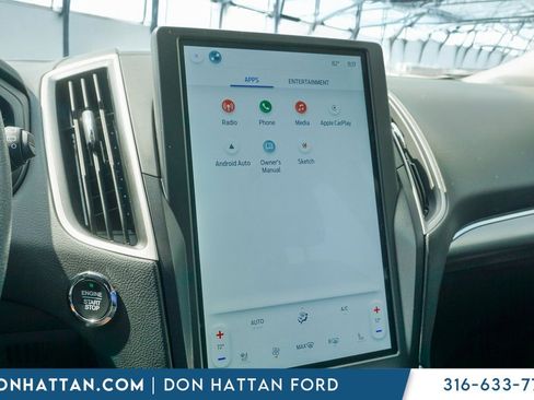 Used 2022 Ford Edge SEL w/ Convenience Package image 7