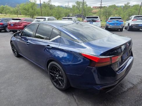 Used 2019 Nissan Altima 2.5 SR FWD image 6