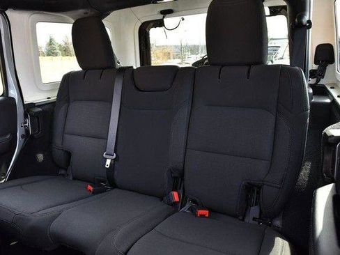 Used 2020 Jeep Wrangler Unlimited Sahara w/ Cold Weather Group image 23