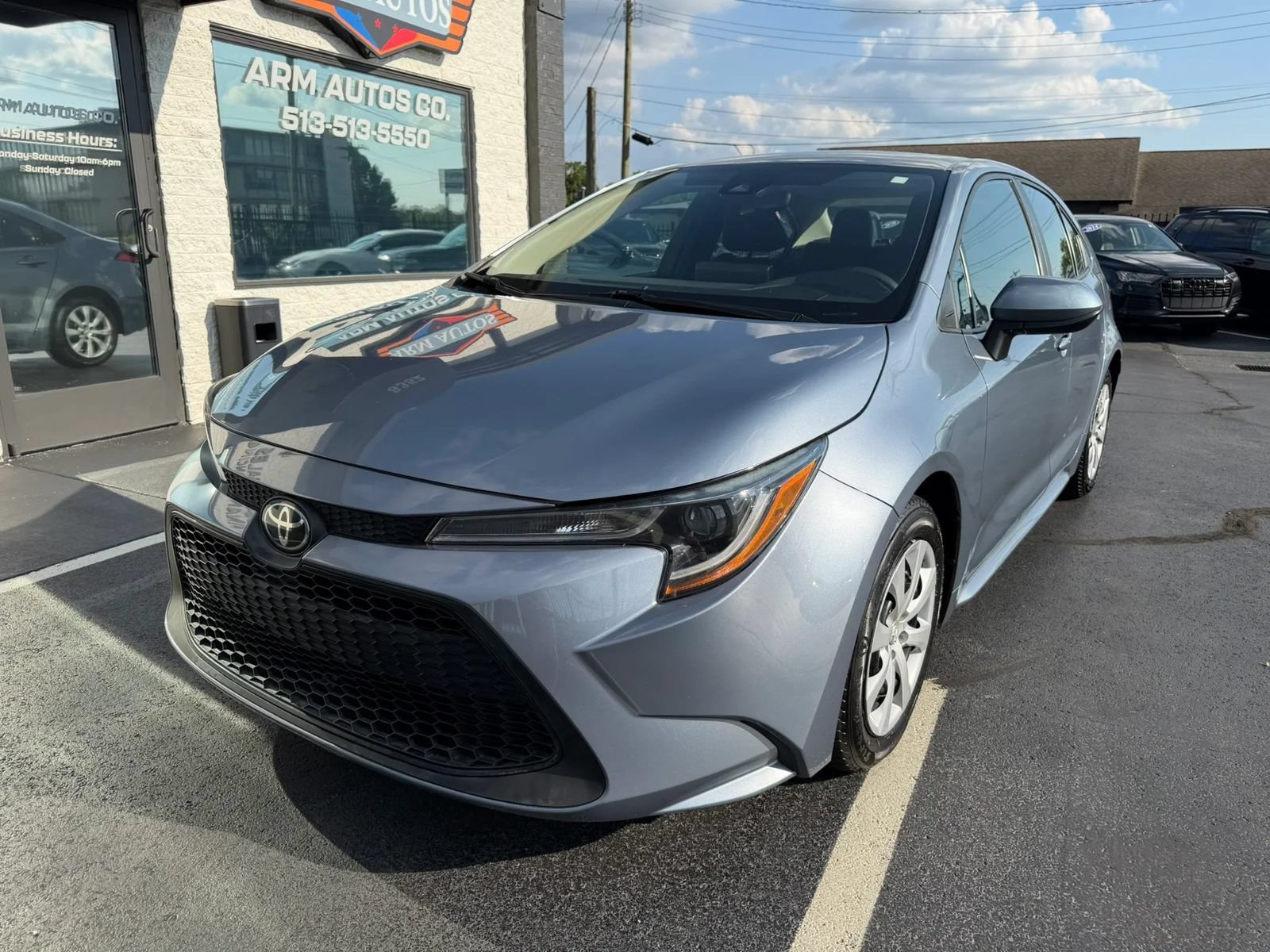 Used 2022 Toyota Corolla LE FWD image 1