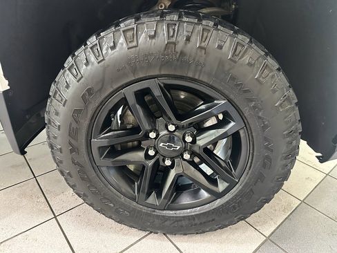 Certified 2022 Chevrolet Silverado 1500 Custom Trail Boss image 17