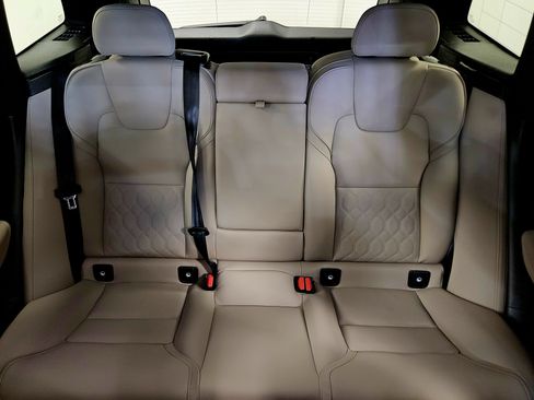 New 2026 Volvo XC60 B5 Core w/ Climate Package image 39