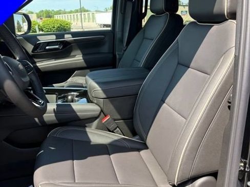 New 2026 Chevrolet Tahoe Premier w/ Sun And Tow Package AWD/4WD image 13