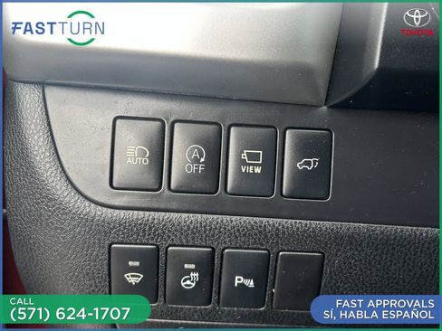 Used 2017 Toyota Highlander Limited Platinum image 17