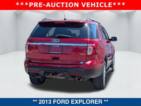 Used 2013 Ford Explorer XLT image 4