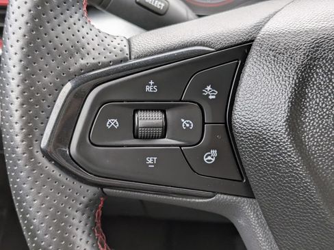 Certified 2024 Chevrolet Trax RS w/ Driver Confidence Package FWD image 22