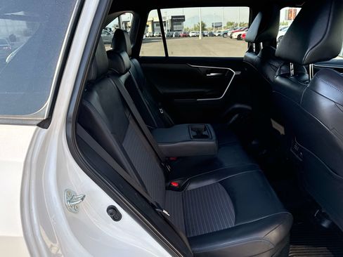 Used 2023 Toyota RAV4 XSE AWD/4WD image 17