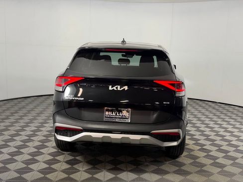 Used 2023 Kia Sportage LX image 7