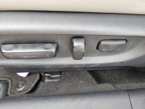 Used 2017 Honda Accord EX-L image 21