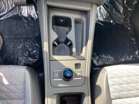 Used 2025 Volkswagen Tiguan S AWD/4WD image 39