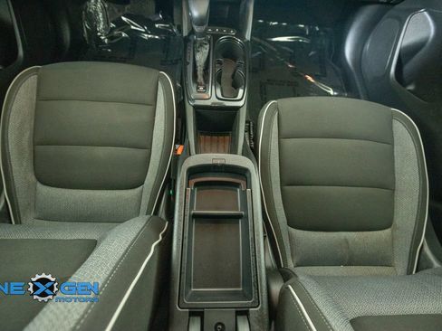 Used 2021 Chevrolet TrailBlazer LT w/ Convenience Package FWD image 31