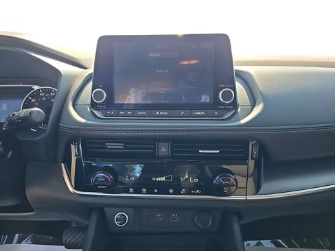 Used 2021 Nissan Rogue SV AWD/4WD image 20
