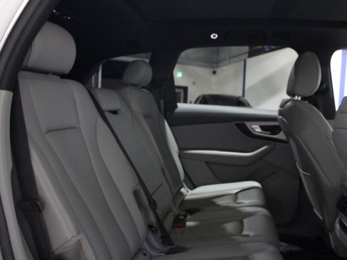 Used 2019 Audi Q7 2.0T Premium w/ Convenience Package image 18