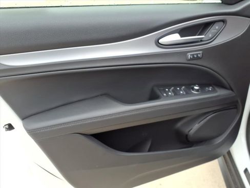 New 2025 Alfa Romeo Stelvio Sprint w/ Convenience Package image 15