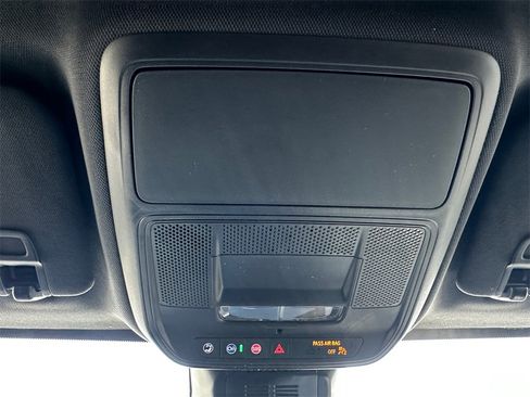 New 2026 Chevrolet Equinox LT image 17