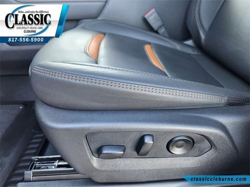 Used 2025 GMC Sierra 2500 AT4 w/ AT4 Premium Plus Package image 29