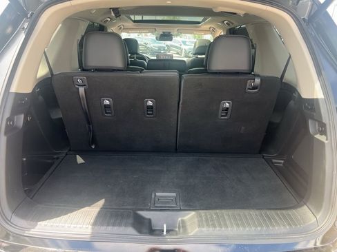 Used 2024 Honda Pilot Touring image 21