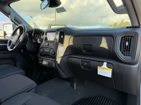 New 2026 Chevrolet Silverado 2500 Custom w/ Custom Value Package image 20