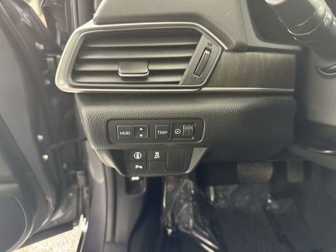 Used 2021 Honda Accord Touring image 16