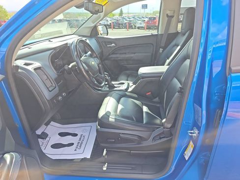 Used 2022 Chevrolet Colorado Z71 AWD/4WD image 12