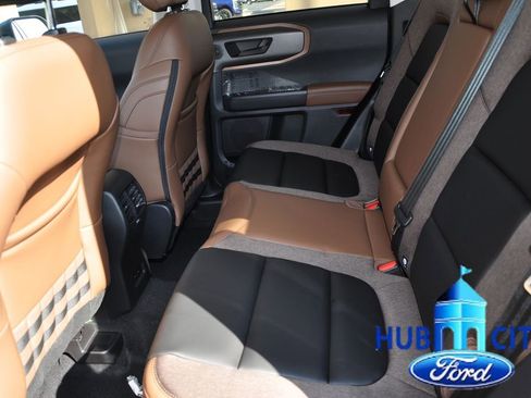 New 2026 Ford Bronco Sport Outer Banks w/ Outer Banks Tech Package+ AWD/4WD image 11