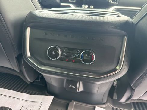 New 2026 Ford Expedition Max Platinum w/ Stealth Appearance Package AWD/4WD image 16